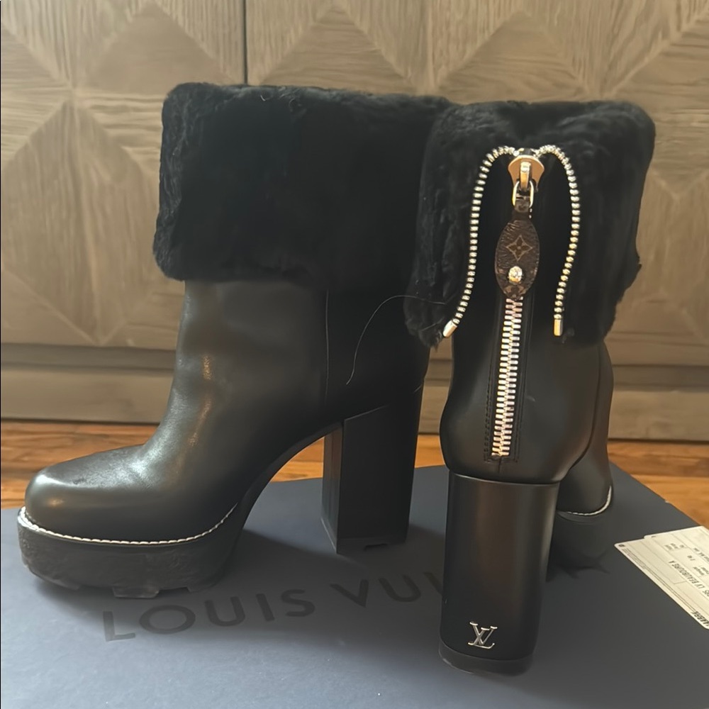 Louis Vuitton Black Fur-Trimmed Women's Boots